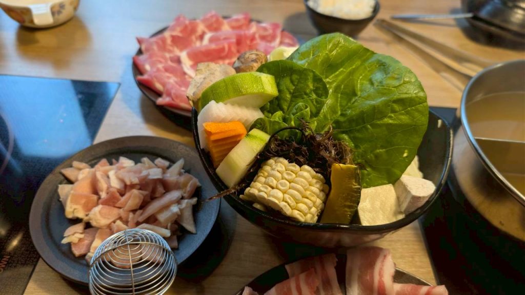 LINE ALBUM 202648 260408 21 LINE ALBUM 202648 260408 21